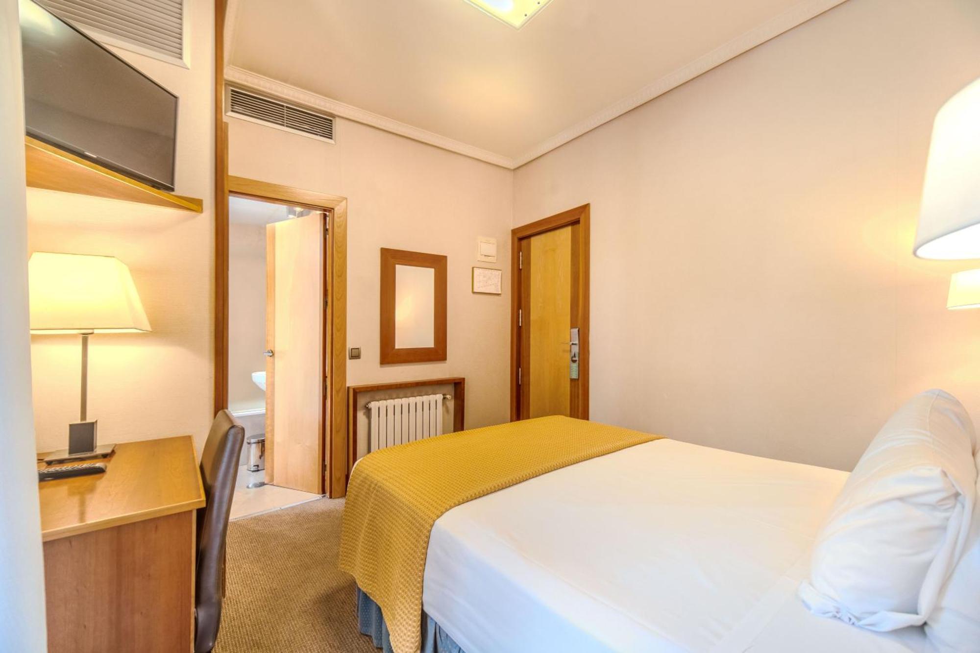 Itc Mora By Soho Boutique Hotel Madrid Ngoại thất bức ảnh